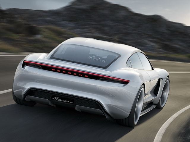 Porsche не остановится на Mission E